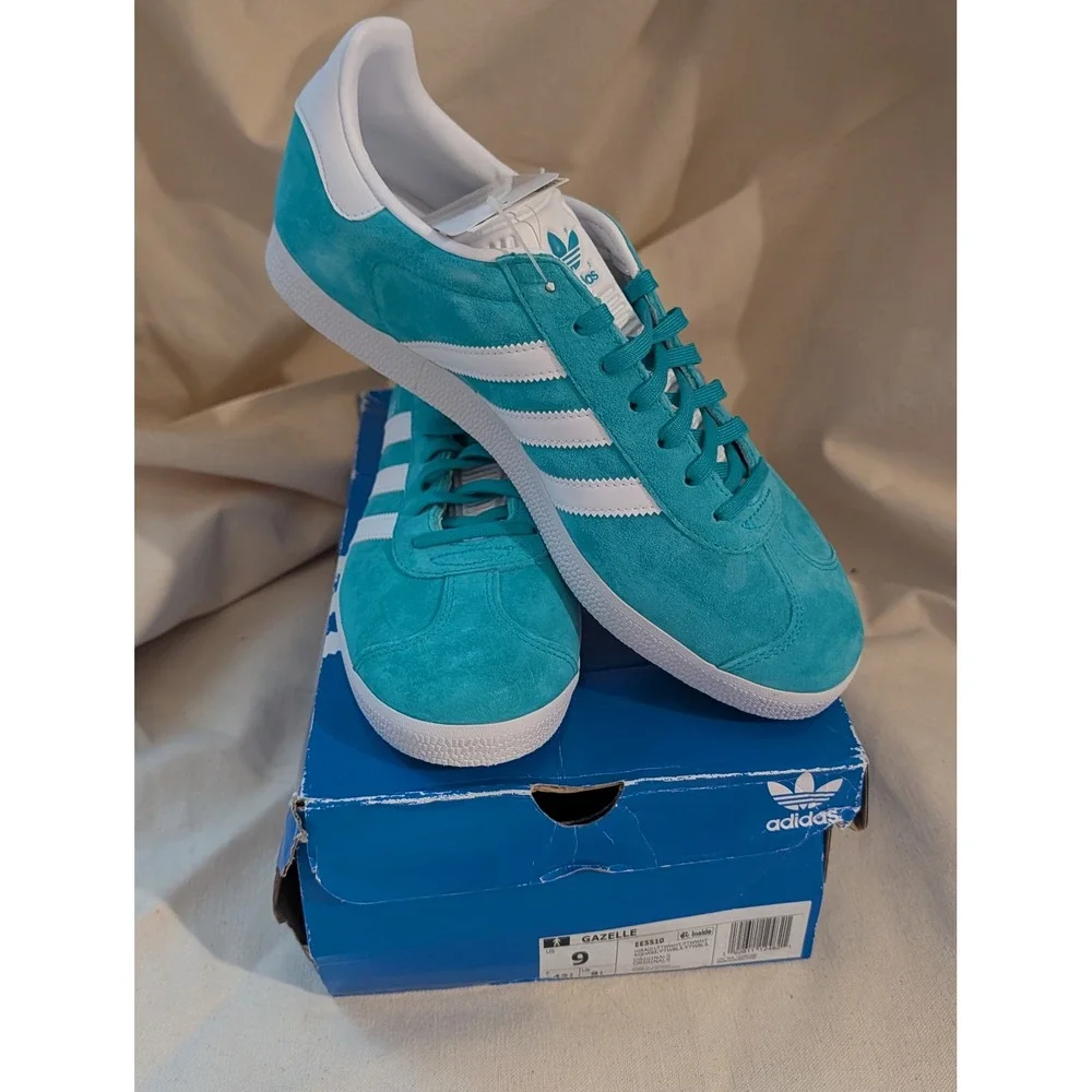 Adidas Originals Gazelle Hi-Res Aqua White Suede Sneakers EE5510 Mens 9 NEW